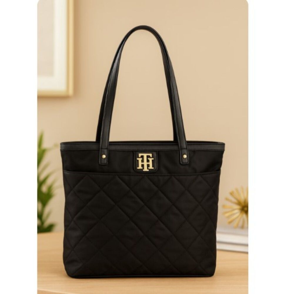 Tommy Hilfiger Shoulder Bag Black Quilted Large Lined Purse Faux Leather Trim